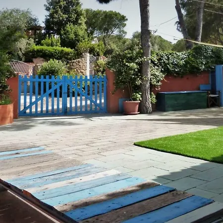 Lejlighed Casa Mutreku 1m From The Beach,2 Kitchens, 2 Showers